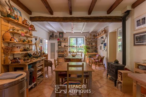 Ancien moulin situé à proximité de Die, en bordure de rivière