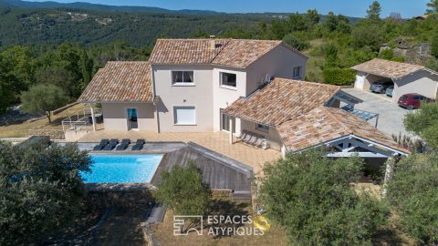 Attractive contemporary architect-designed villa with breathtaking views
