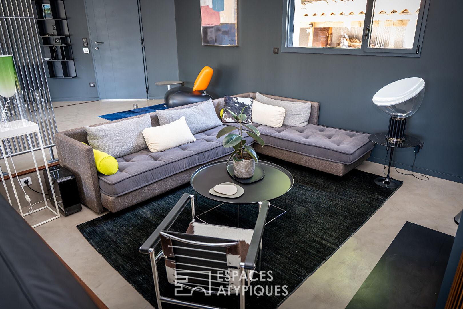 Maison contemporaine d’exception avec piscine et vue dégagée proche de Valence