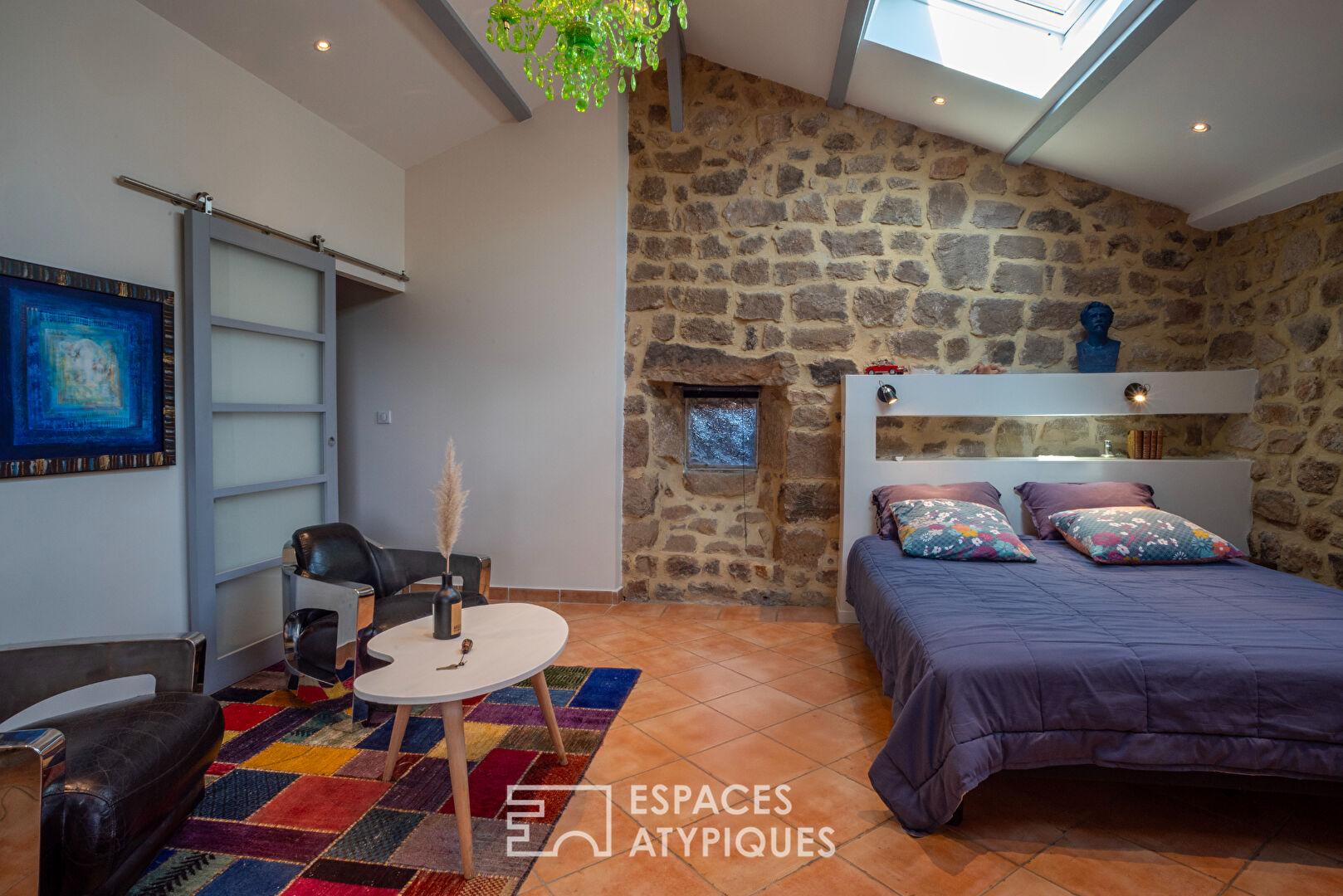 Magnanerie de  charme avec  vue, piscine et grand terrain arboré