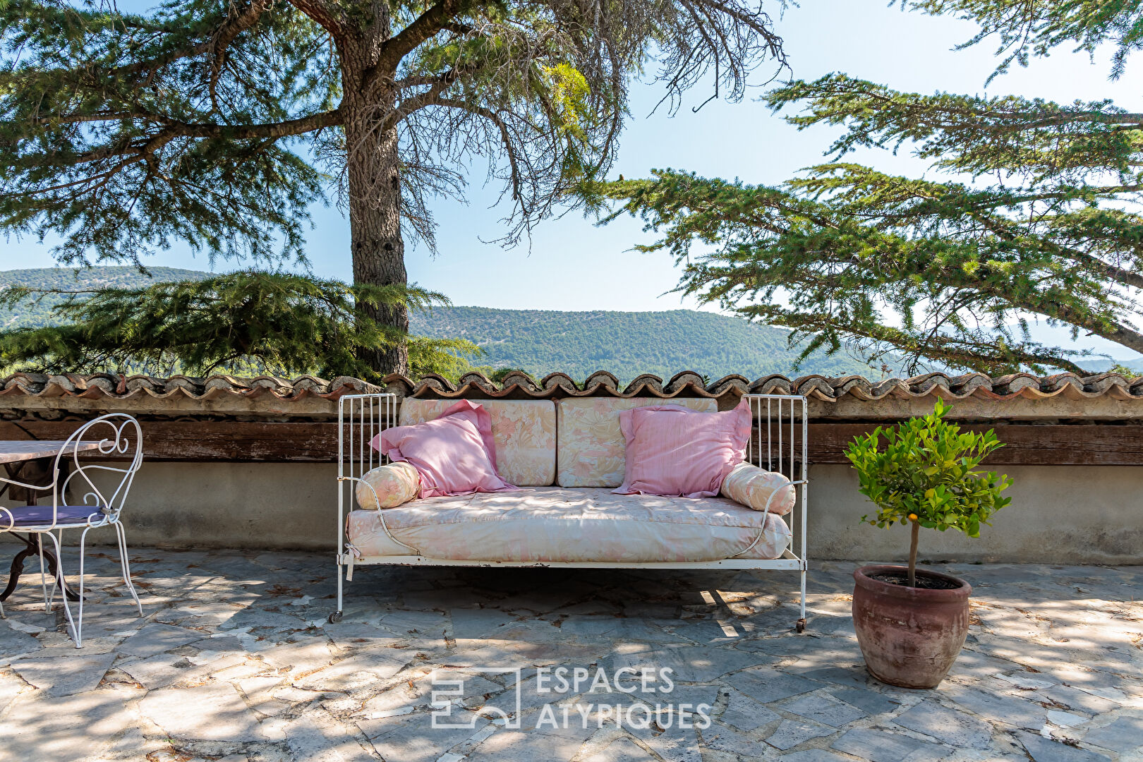 Maison d’exception de 924 m² avec piscine et vue à couper le souffle