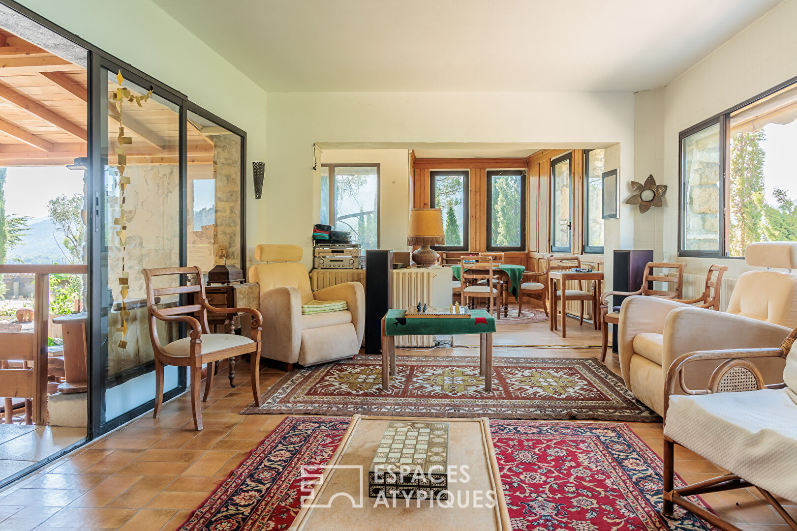 Maison d’exception de 924 m² avec piscine et vue à couper le souffle