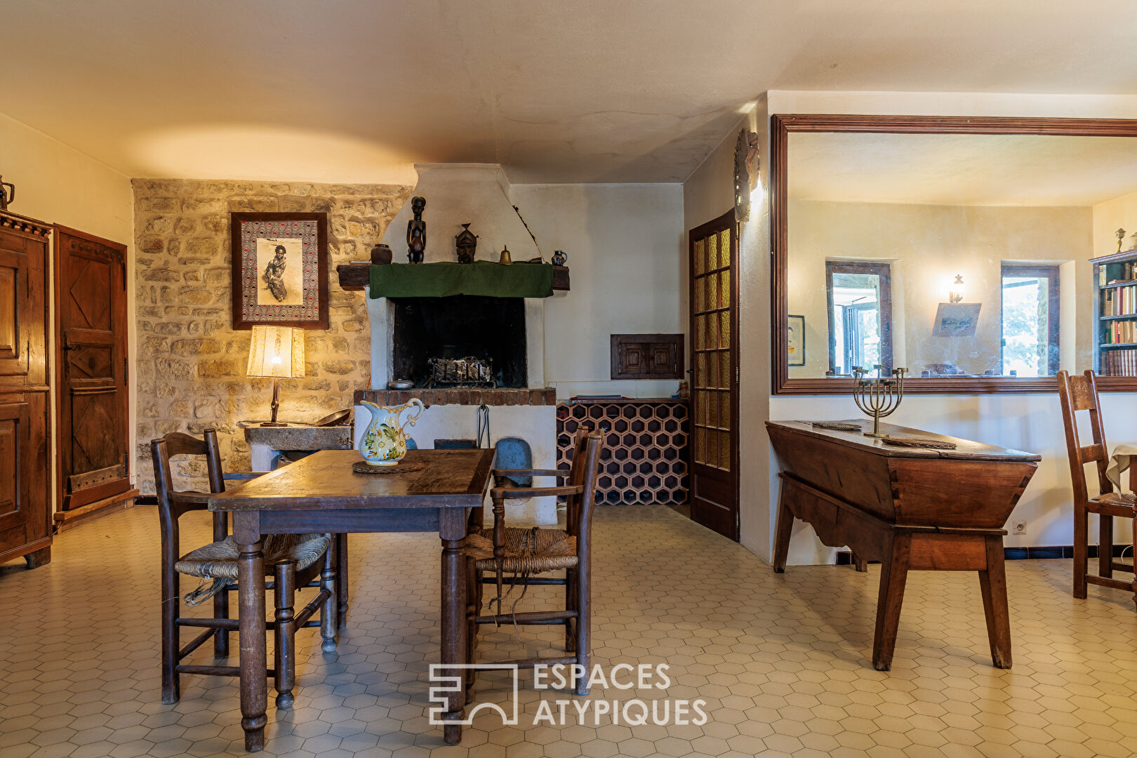 Maison d’exception de 924 m² avec piscine et vue à couper le souffle