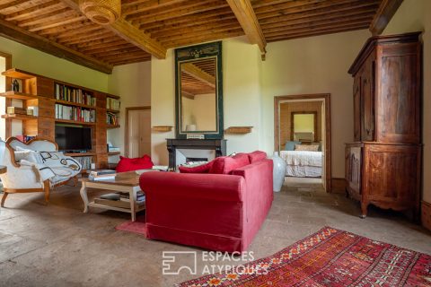 Splendid manor house in the heart of the Monts de l’Ardèche natural park