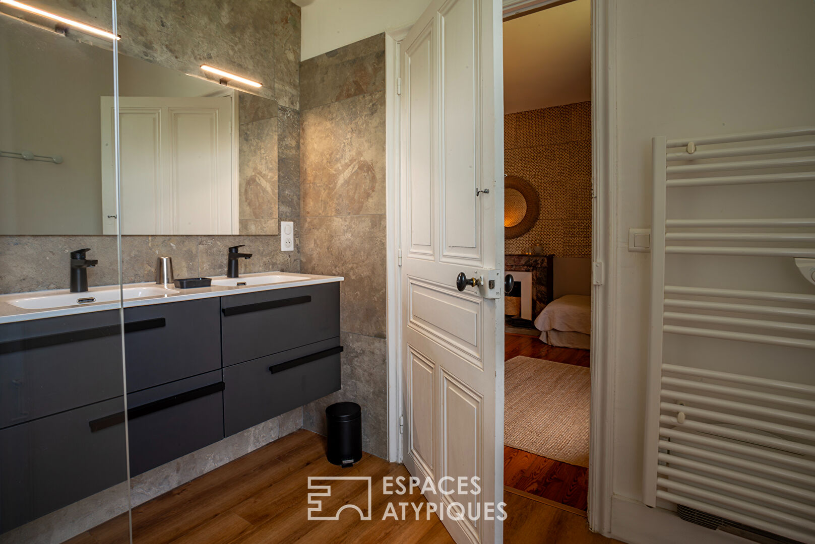 Splendid manor house in the heart of the Monts de l’Ardèche natural park