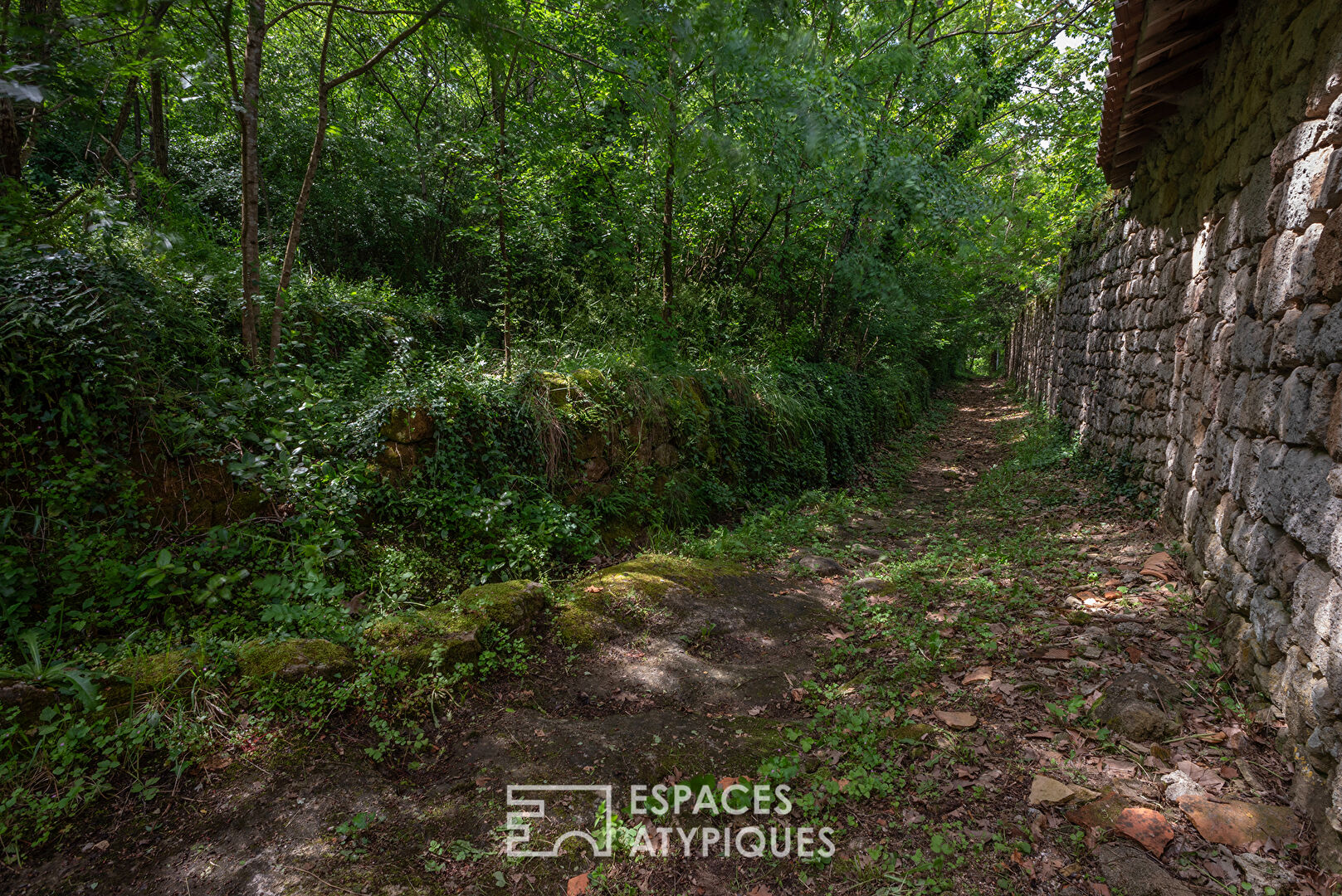 Magnificent mansion in the heart of the Monts de l’Ardèche Natural Park