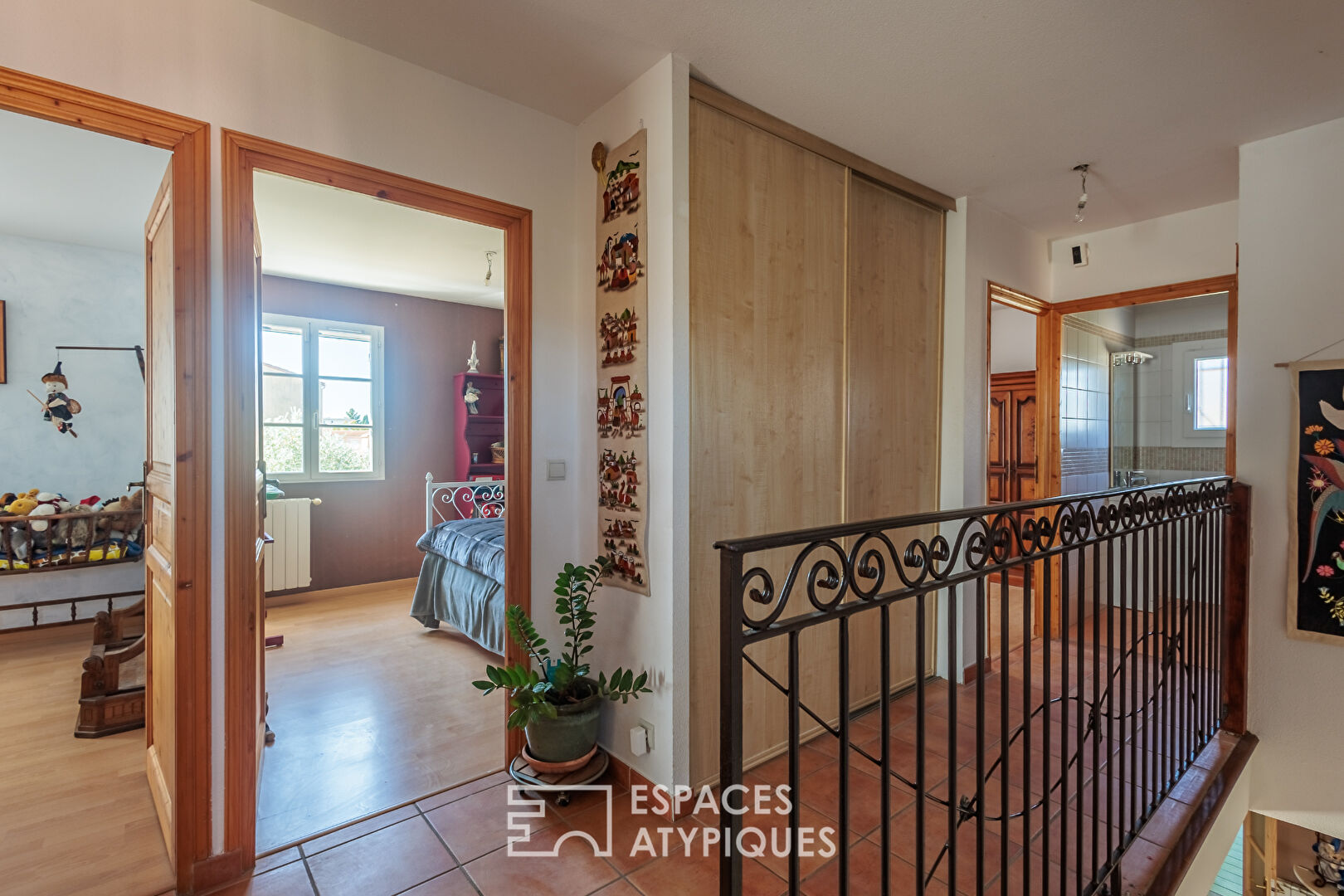 Maison familiale avec 5 chambres, jardin, sans vis à vis