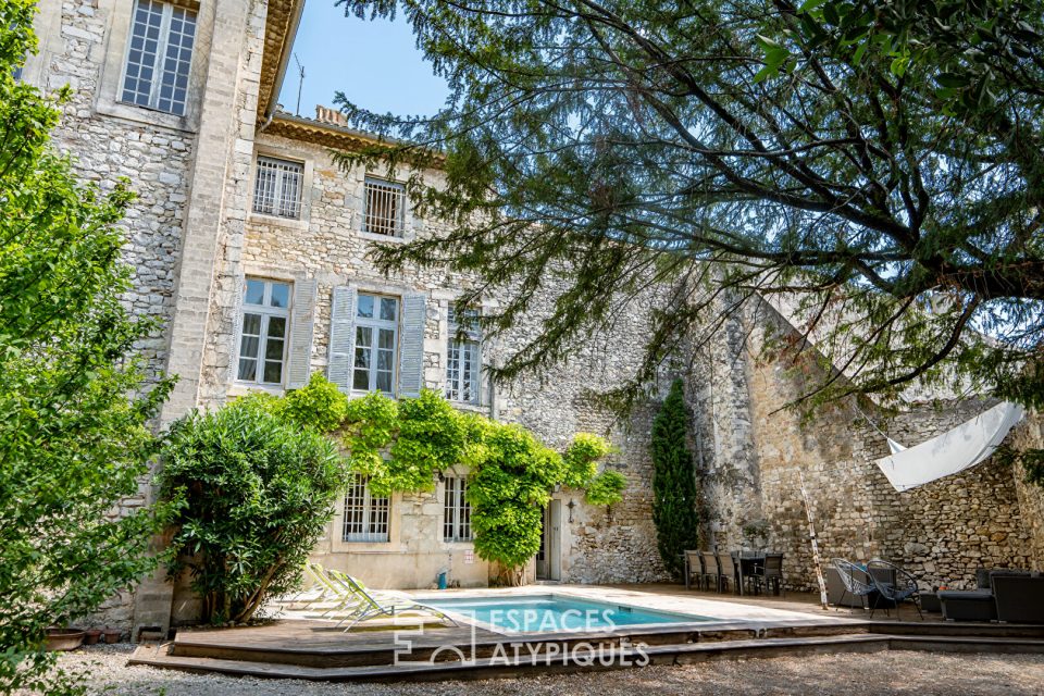 Hôtel particulier à Bourg-Saint-Andéol en Ardèche