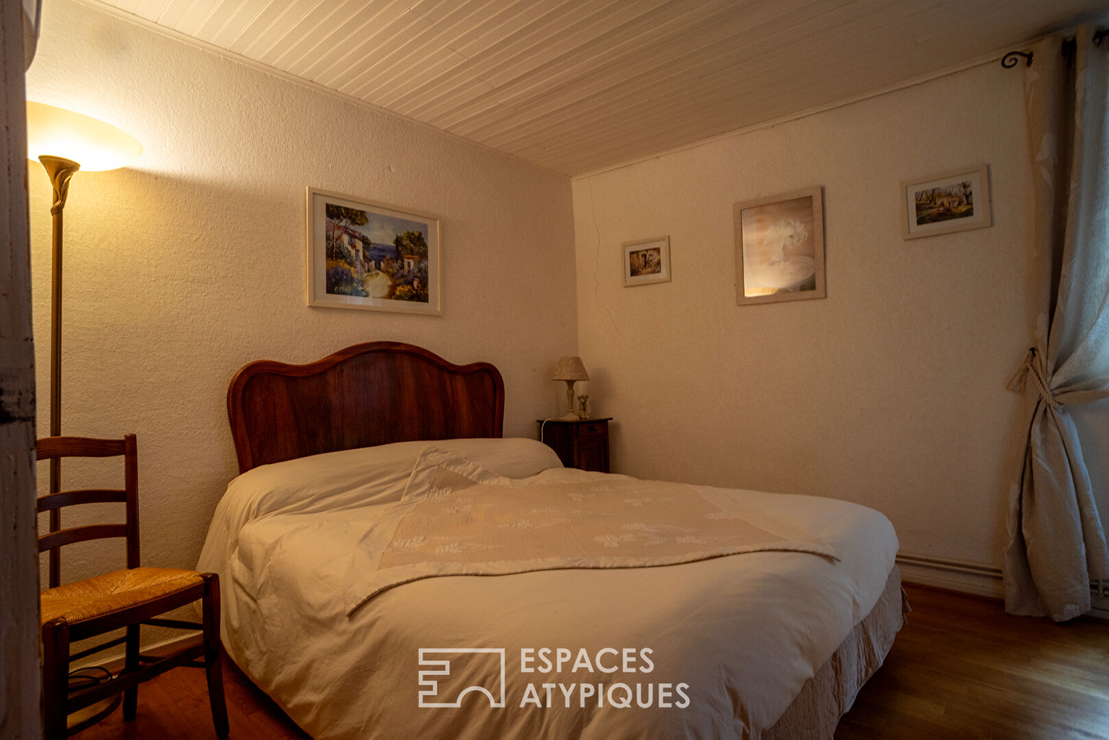 Ancienne ferme en pierre rénovée, piscine, vergers, vue panoramique