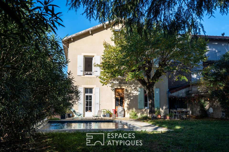 Maison bourgeoise années 30 avec jardin arboré et piscine - Réf. 615DA Maison bourgeoise années 30 avec jardin arboré et piscine