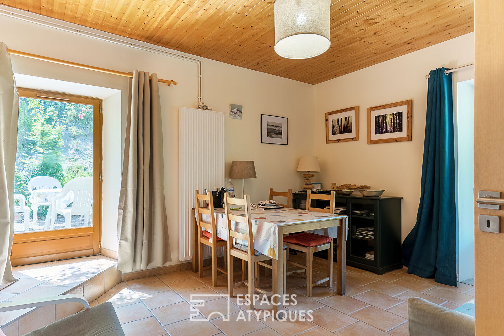 Ancien moulin situé à proximité de Die, en bordure de rivière
