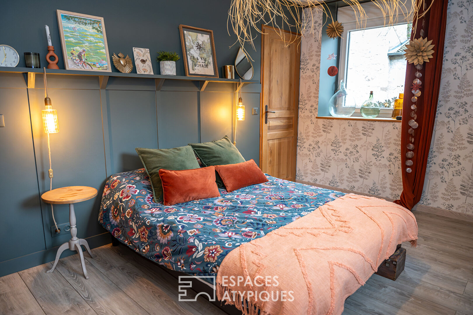 Ancienne bâtisse en pierre rénovée au coeur de Saint-Martin-le-Colonel, au pied du Vercors