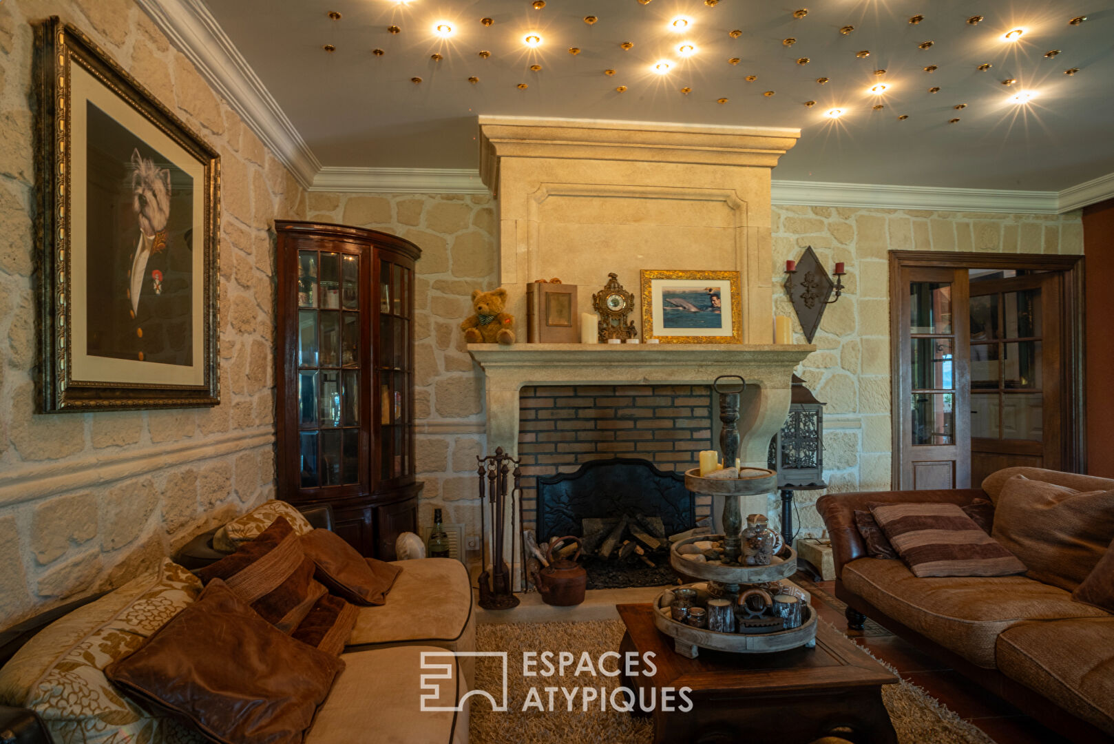 Villa de charme  d’inspiration provençale avec son incomparable panorama sur les monts d’Ardèche