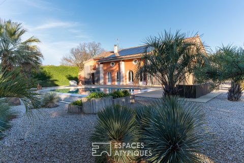 Ancien prieuré rénové sur jardin paysager avec vue dégagée sur les sommets du Vercors