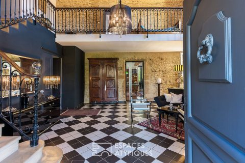 Ancien prieuré rénové sur jardin paysager avec vue dégagée sur les sommets du Vercors