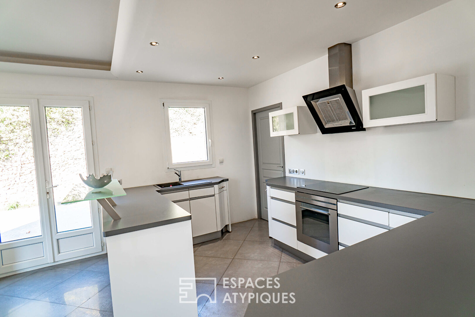 Villa contemporaine avec vue Rhône en Drôme du Nord