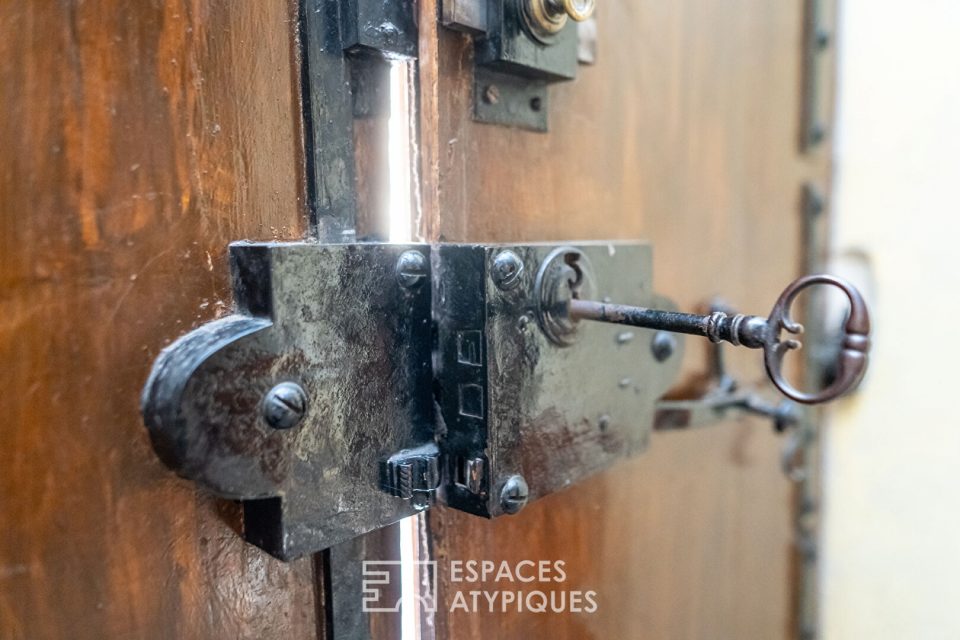 Maison bourgeoise à rénover avec jardin au pied du Vercors