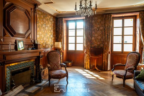 Maison bourgeoise à rénover avec jardin au pied du Vercors