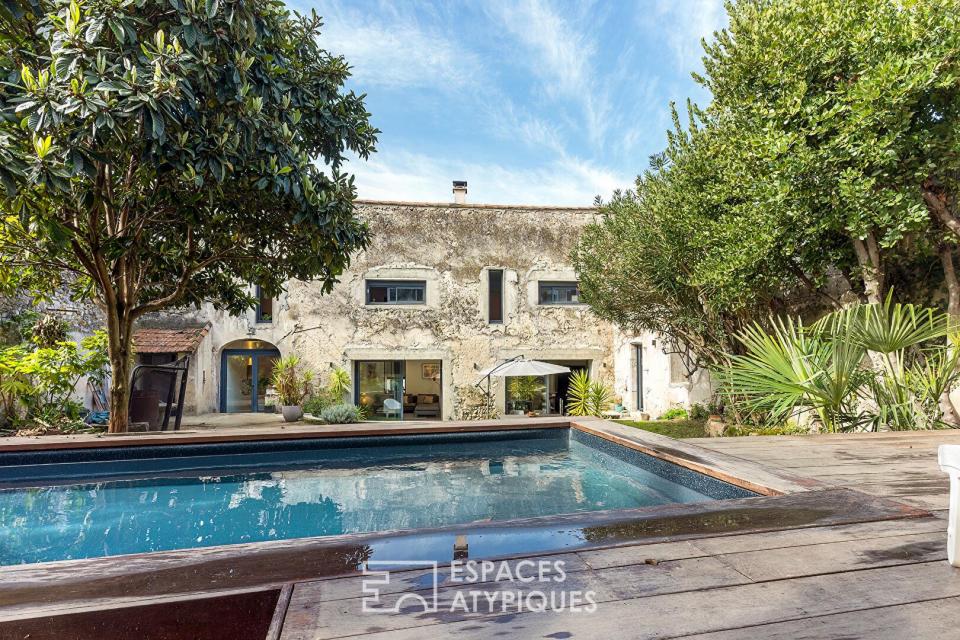 Maison contemporaine de caractère avec piscine, jardin et studio indépendant en coeur de ville