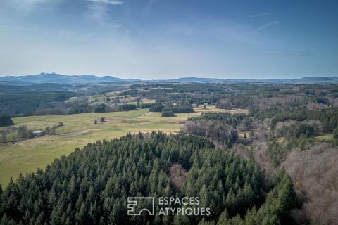 Bâtisse du 13ème siècle sur le plateau Ardéchois