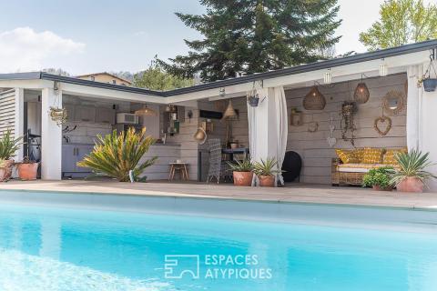 Villa d&rsquo;architecte avec piscine et vue sur l&rsquo;Ardèche