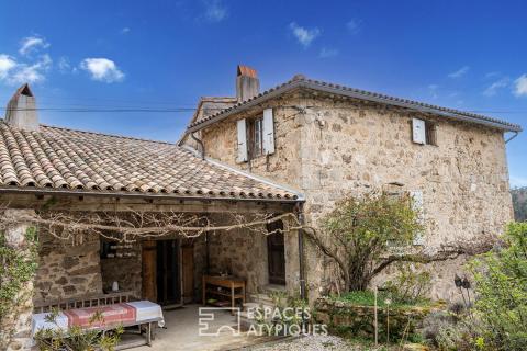 Maison de caractère rénovée avec vue nature et fort potentiel