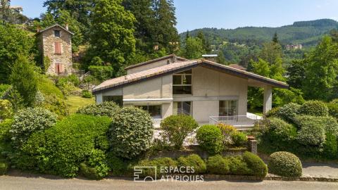 Maison d’architecte des années 70 aux belles prestations