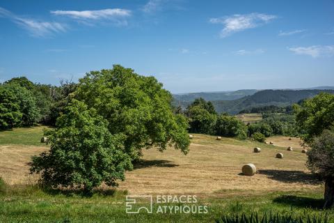Propriété historique avec salle de concert et vue panoramique sur l&rsquo;Ardèche