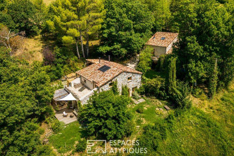 Hameau de charme rénové dans un environnement naturel