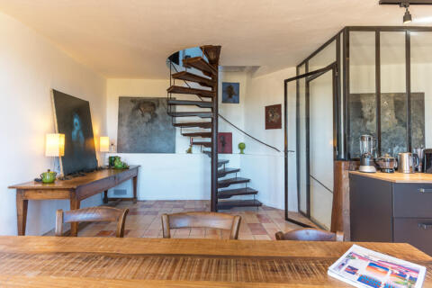 Maison d&rsquo;artiste et esprit atelier en Drôme provençale