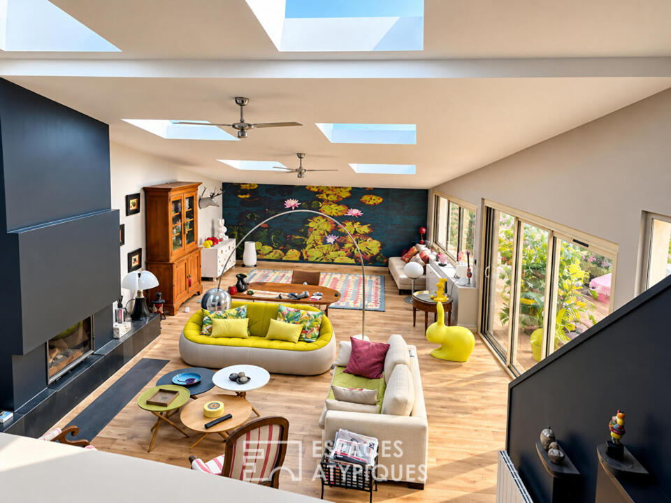 Maison entièrement rénovée avec patio et double garage en hypercentre