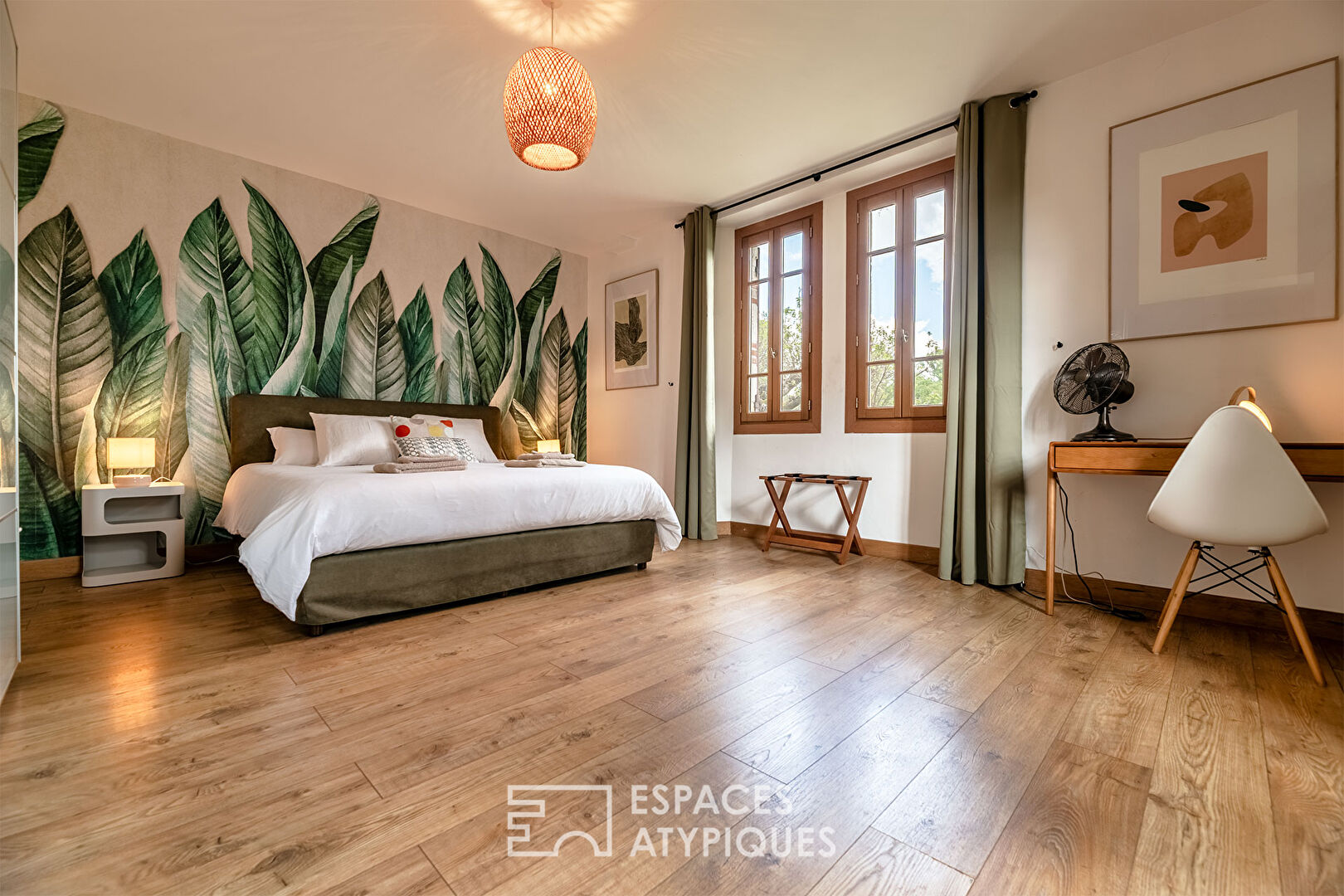 A charming setting in the heart of the village of Trémolat