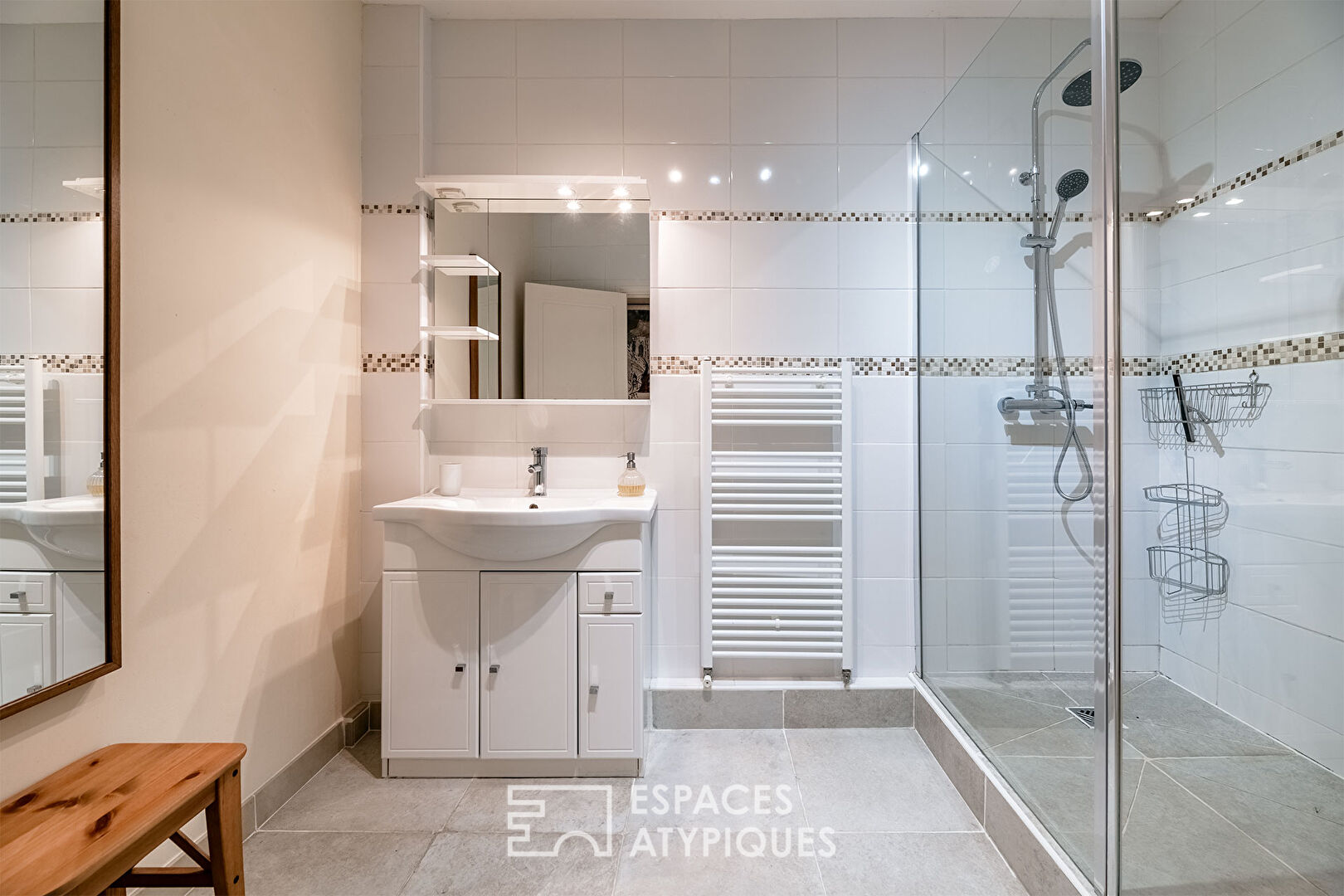 A charming setting in the heart of the village of Trémolat