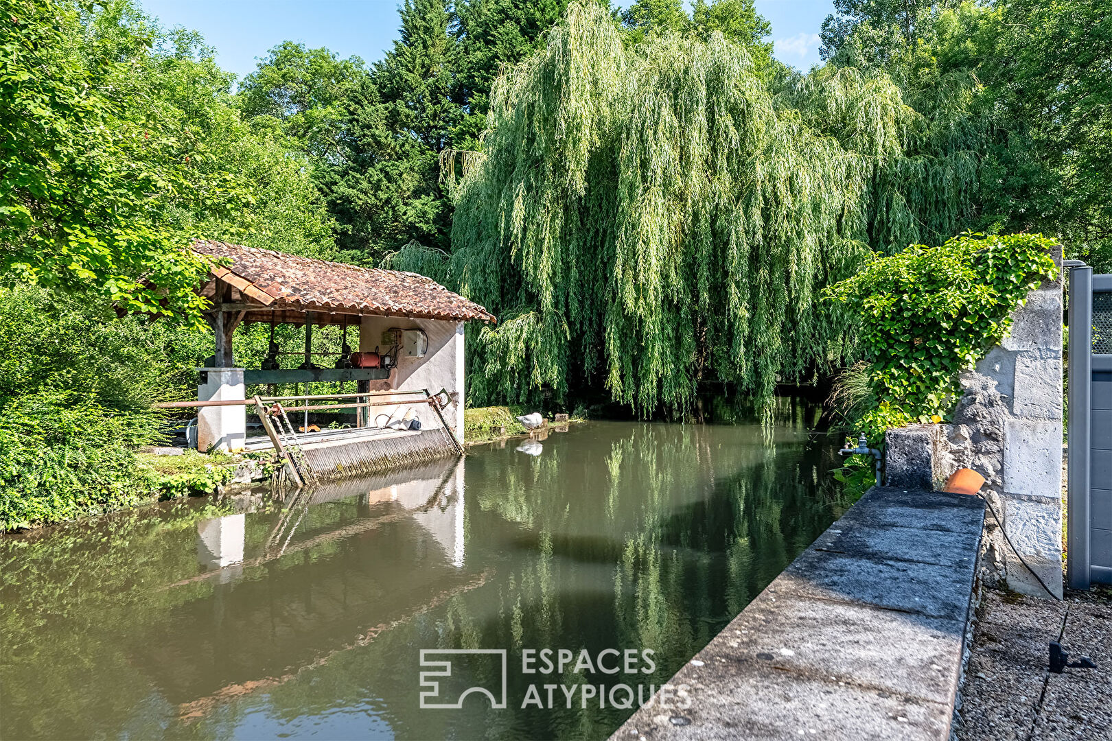 Moulin du XVIIIème siècle au coeur de la Dordogne