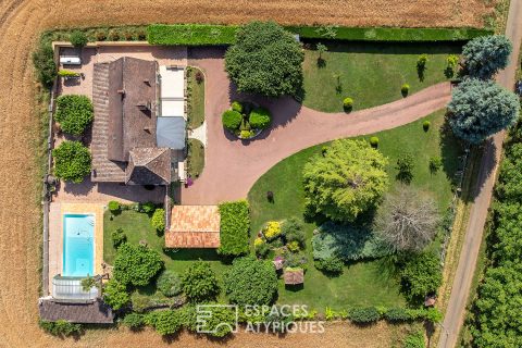 Charming Perigord house at the gateway to a pretty country house