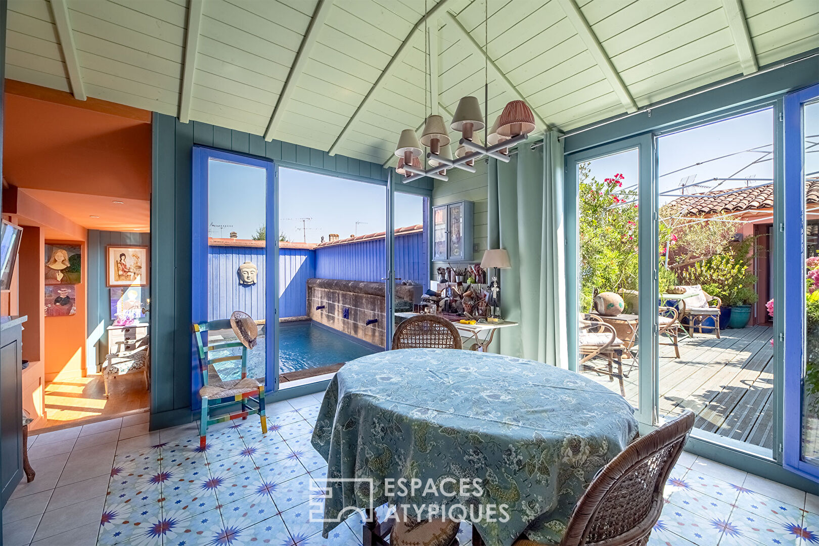 Charmante maison de ville, sa piscine privée sur son toit terrasse au coeur de Bergerac