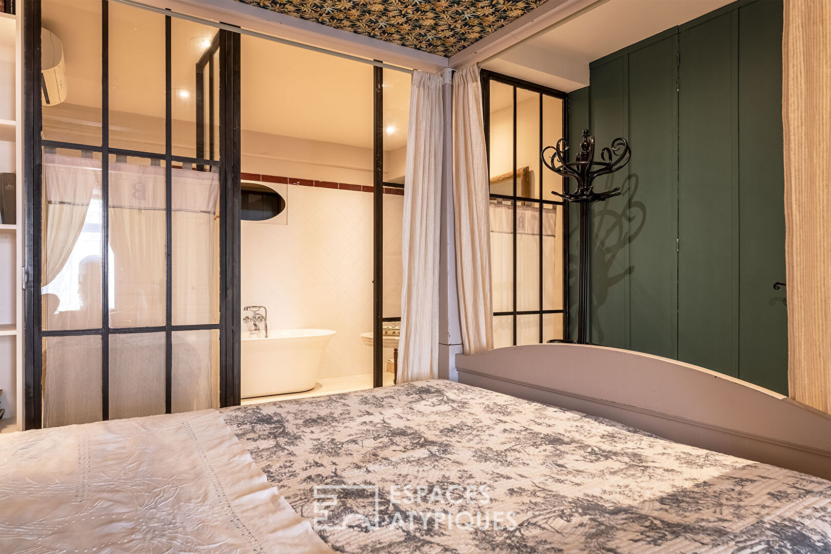 Charmante maison de ville, sa piscine privée sur son toit terrasse au coeur de Bergerac