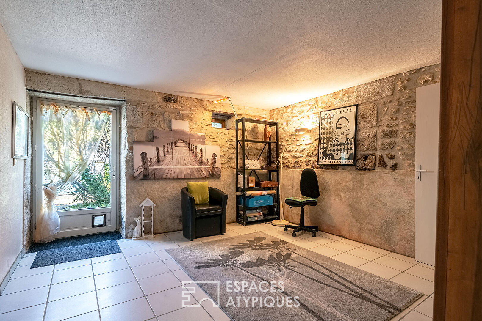 18th century stone family home near the center of Périgueux