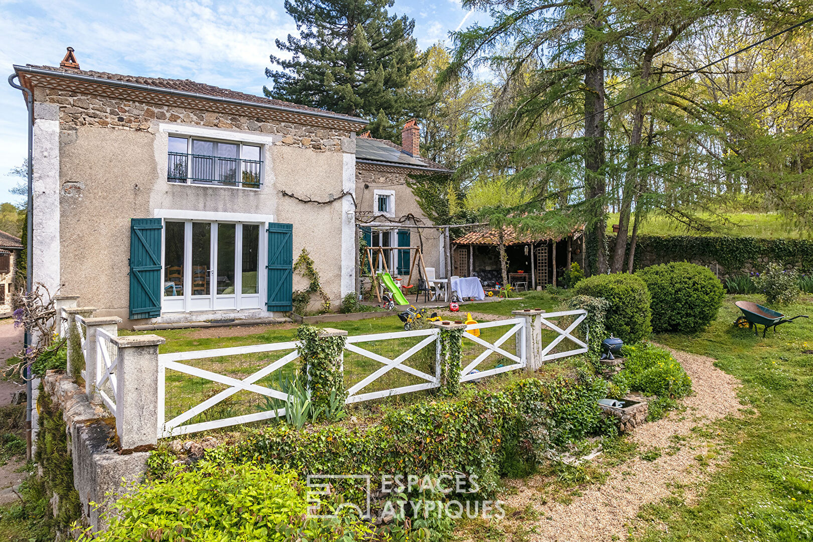 Charming residence on the banks of the Bandiat