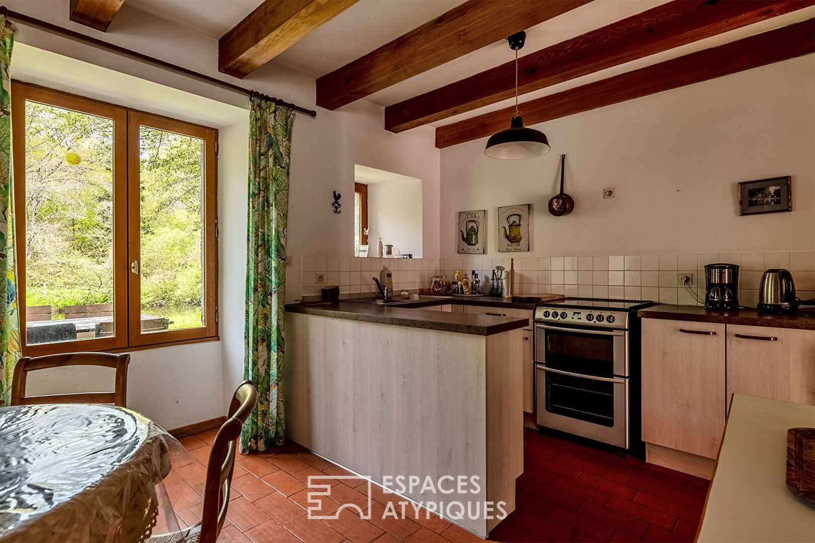 Charming residence on the banks of the Bandiat