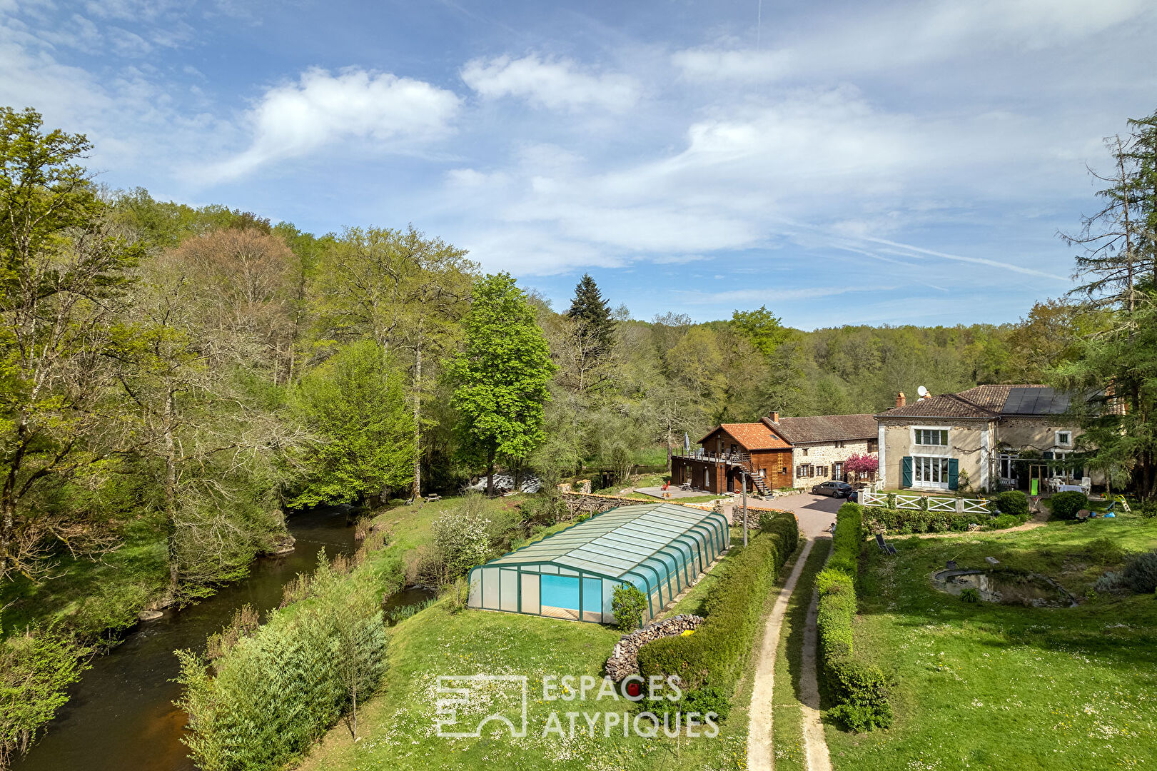 Charming residence on the banks of the Bandiat