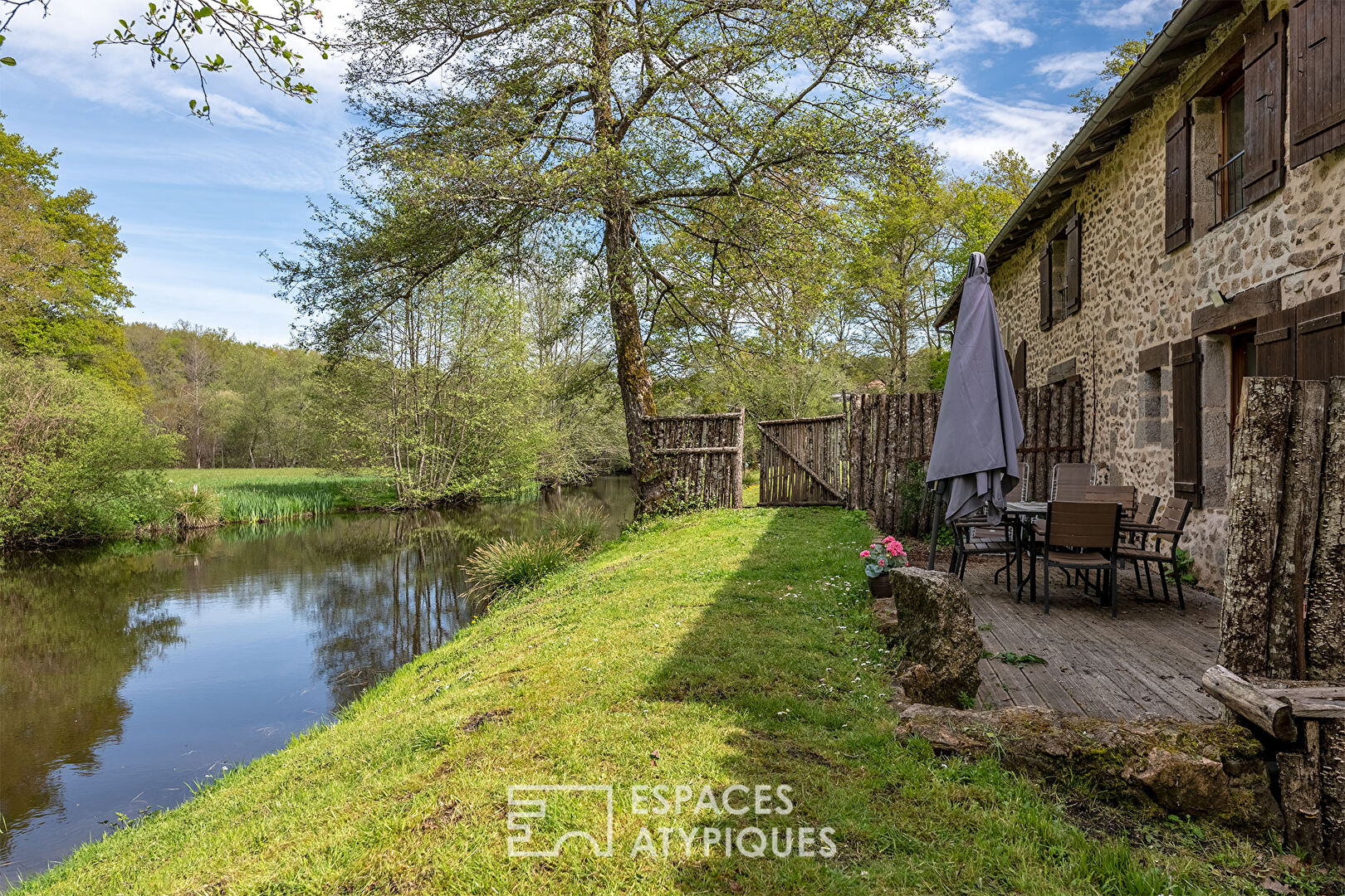 Charming residence on the banks of the Bandiat
