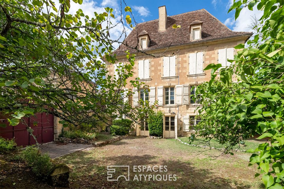 Grande maison bourgeoise au coeur d'une bastide