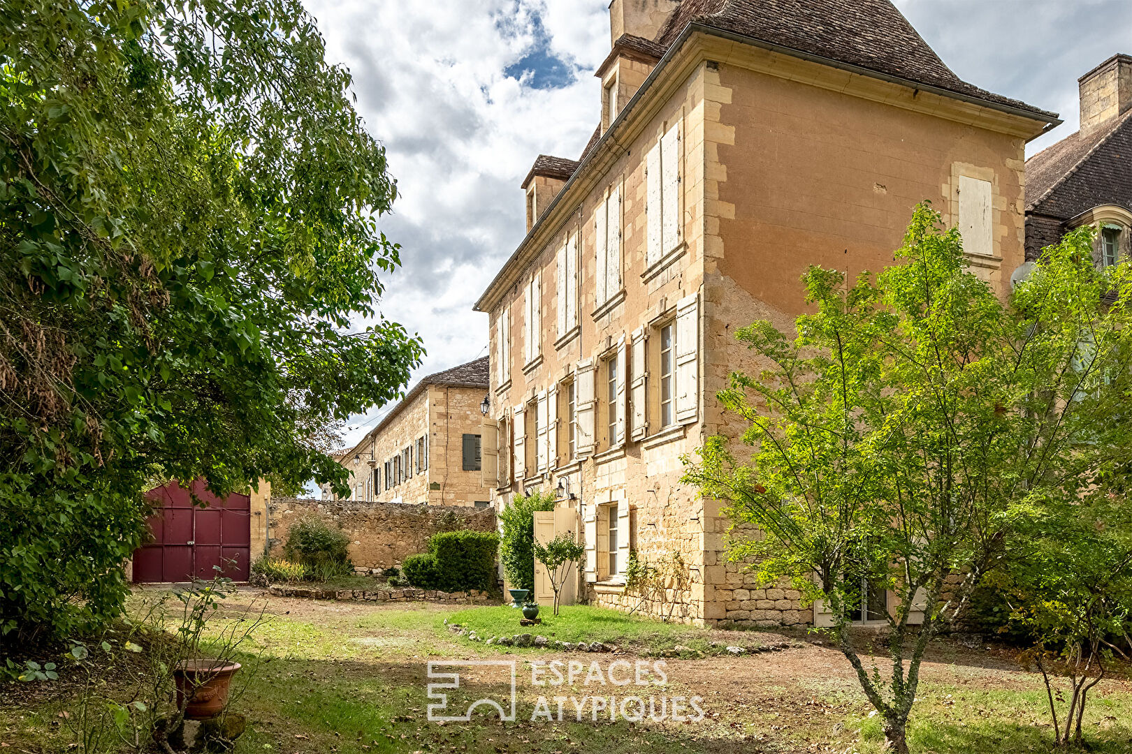 Grande maison bourgeoise au coeur d’une bastide