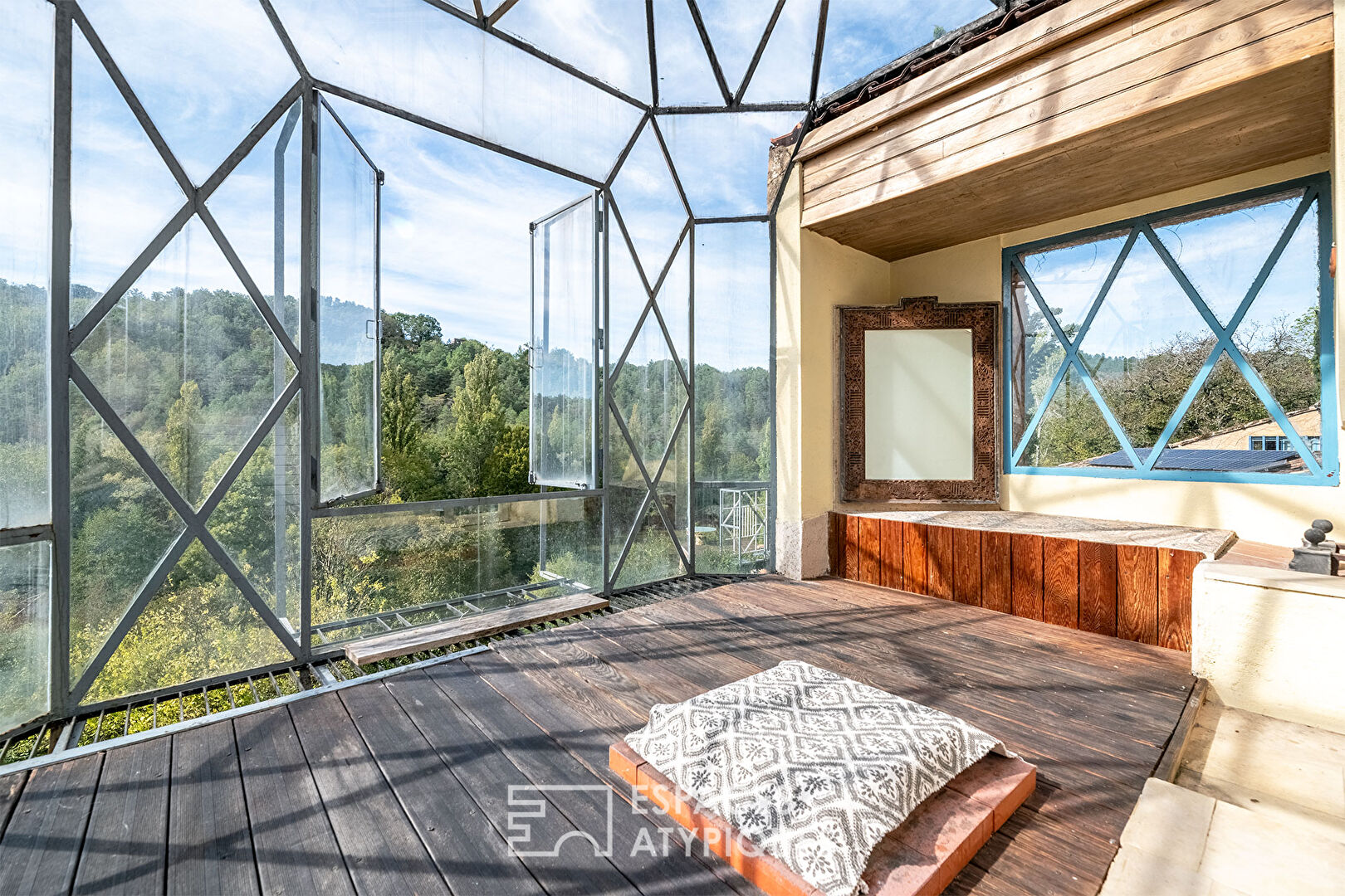 Architect-designed houses nestled in the heart of nature and their ponds