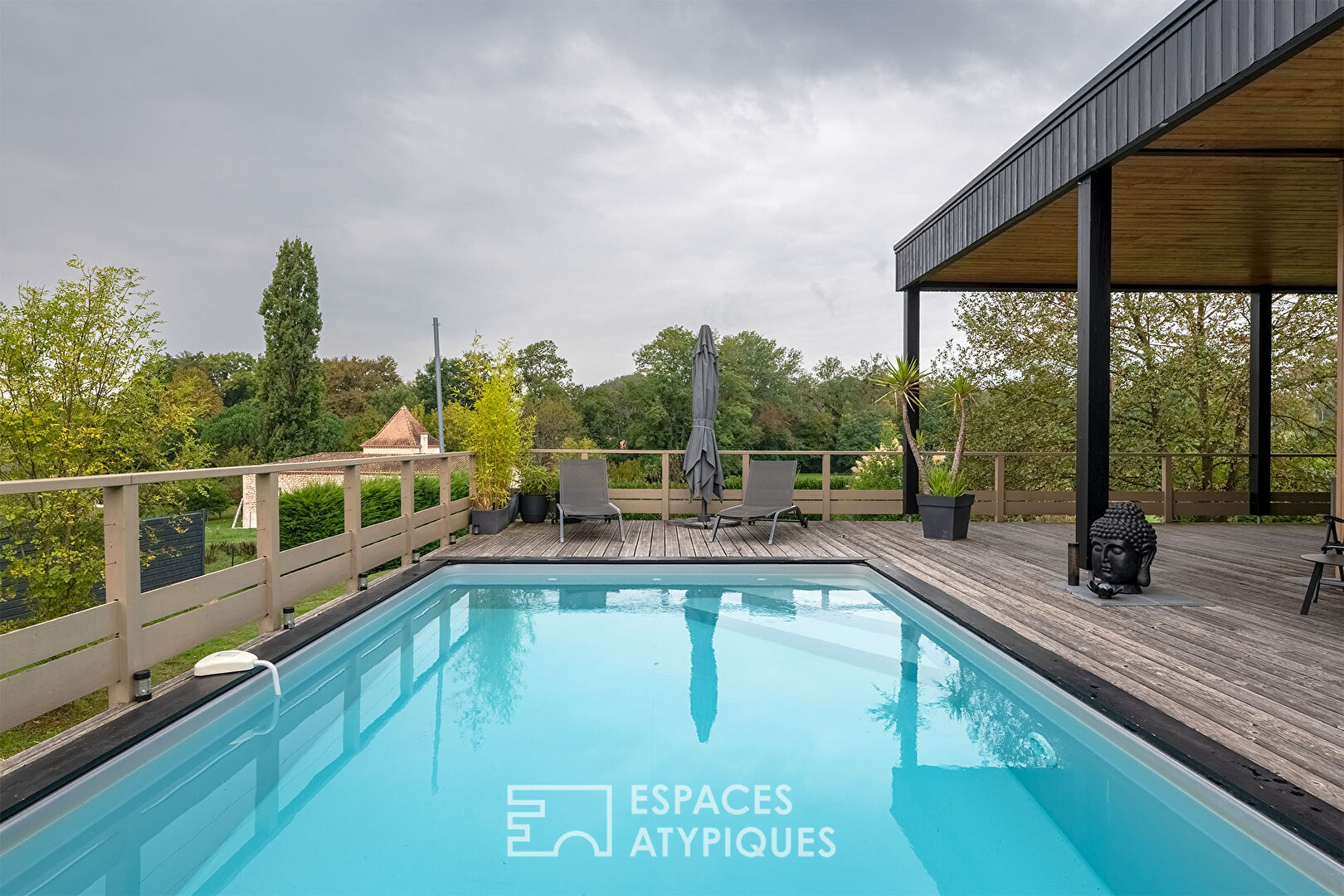 Contemporary villa with resort accents