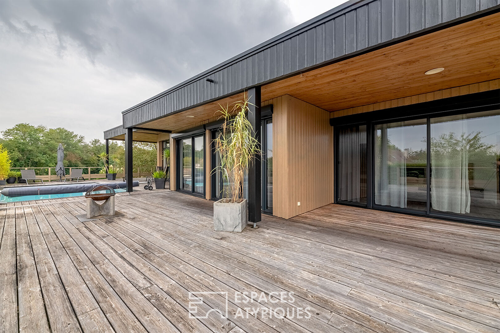 Contemporary villa with resort accents