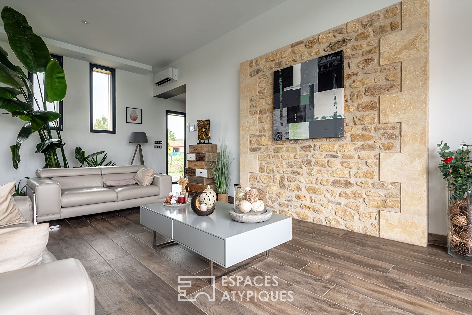 Villa contemporaine aux accents de villégiature