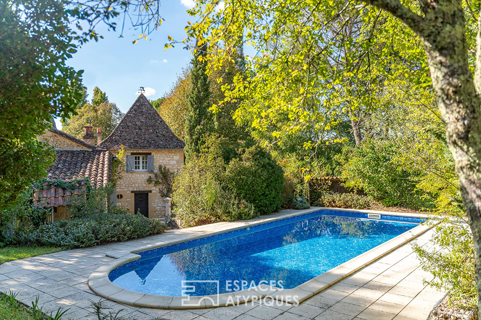 Charming and authentic residence in Saint Avit Senieur