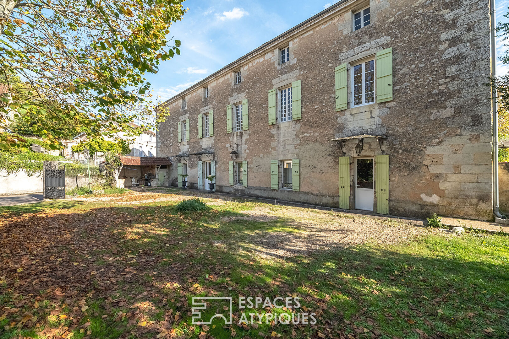 Maison de Maître du XVIIIe siècle à 20 minutes de Périgueux